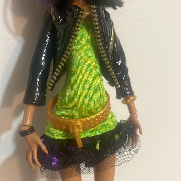 Monster High New Scaremester Clawdeen Wolf Doll - Picture 3 of 9